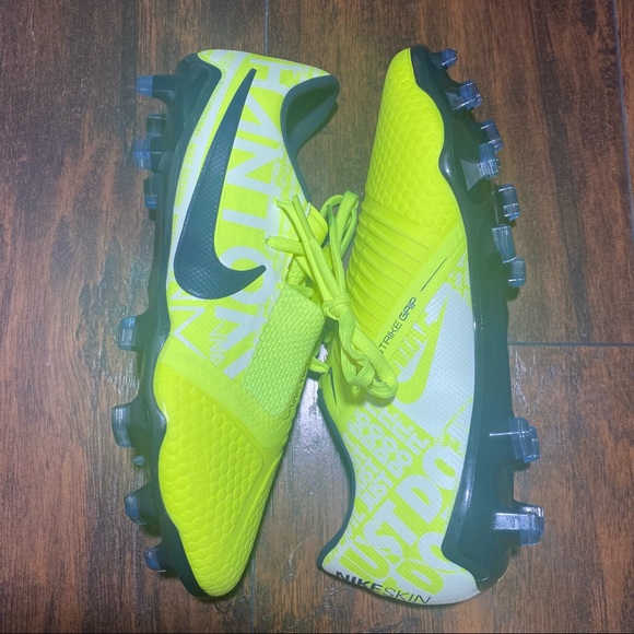 Nike Phantom Venom PRO FG Soccer Cleats Boy’s Size 5.5 Volt/Black AO8738-717 - Picture 4 of 8